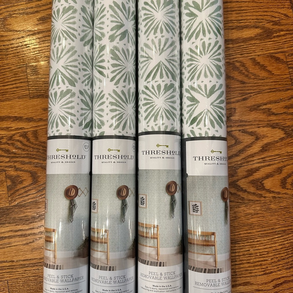 Threshold Green Leaf Pattern Wallpaper 4 rolls